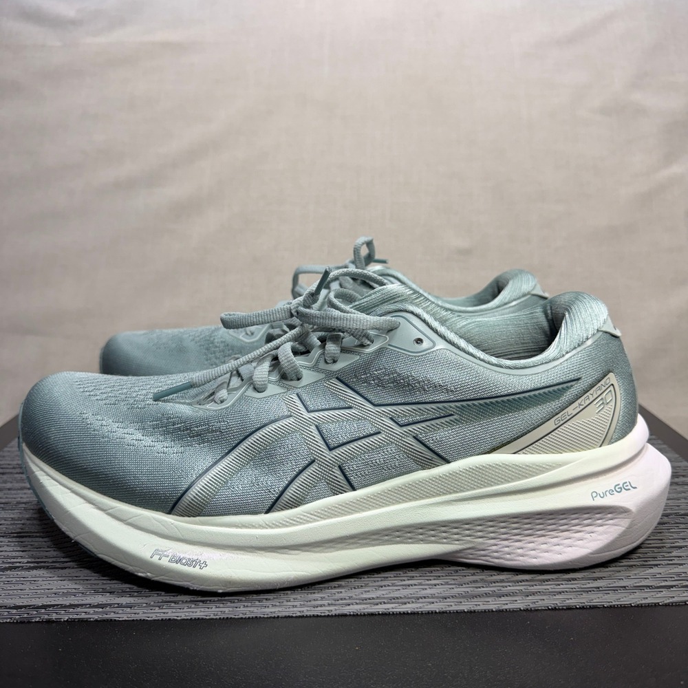 ASICS Gel-Kayano 30 Running Shoes - Women Size 11 - Green 1012B357